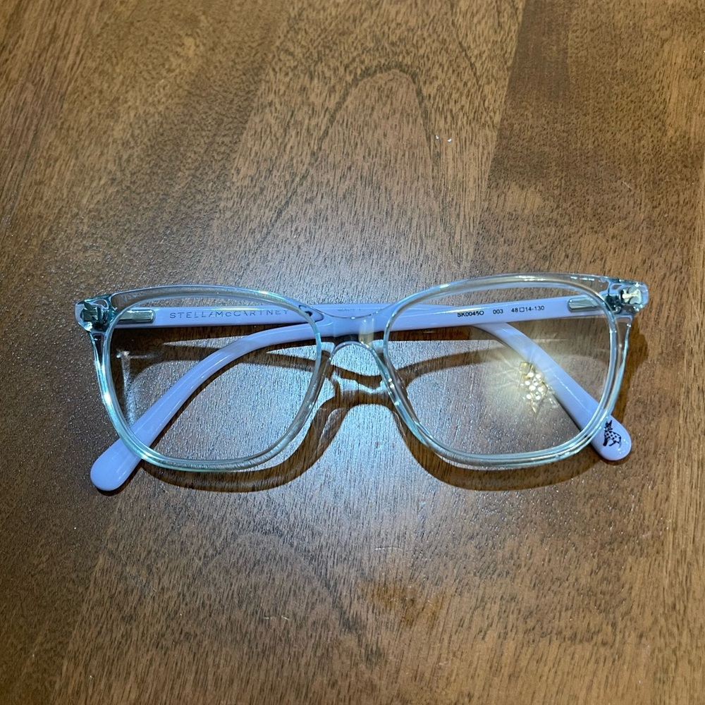 Girls Stella McCartney eyeglasses. Like new, no signs of wear.